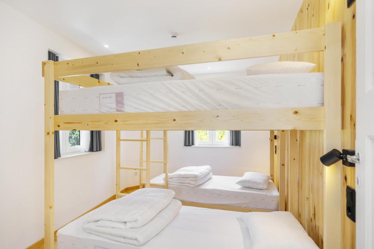 Forest Villas - Guest House Leiria Bagian luar foto