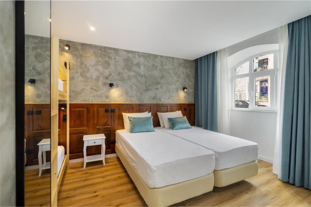 Forest Villas - Guest House Leiria Bagian luar foto