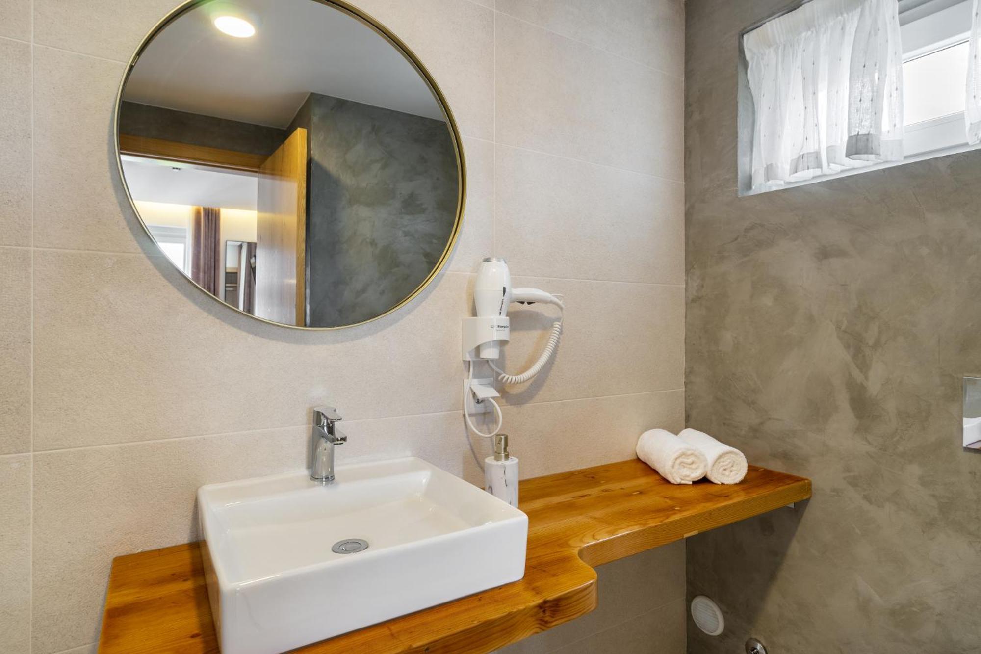 Forest Villas - Guest House Leiria Bagian luar foto